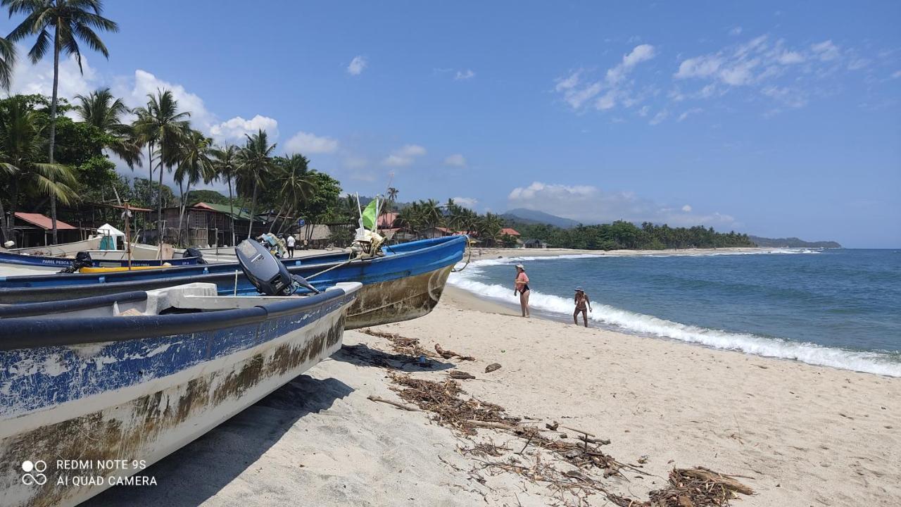 Hostal Estrellas Del Tayrona Playa Mendihuaca Guachaca Eksteriør bilde
